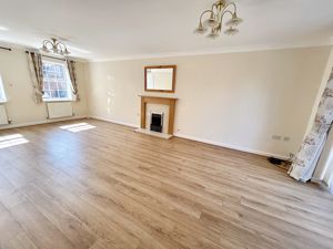 Lounge- click for photo gallery